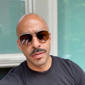 Meet your Posher, Reginald